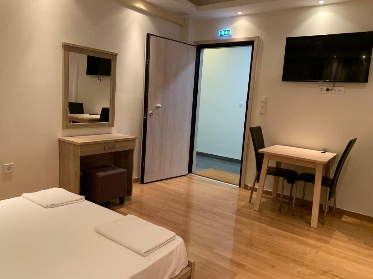 Just A Central Studio Apt. *Top Location* Apartment Atena Exterior foto