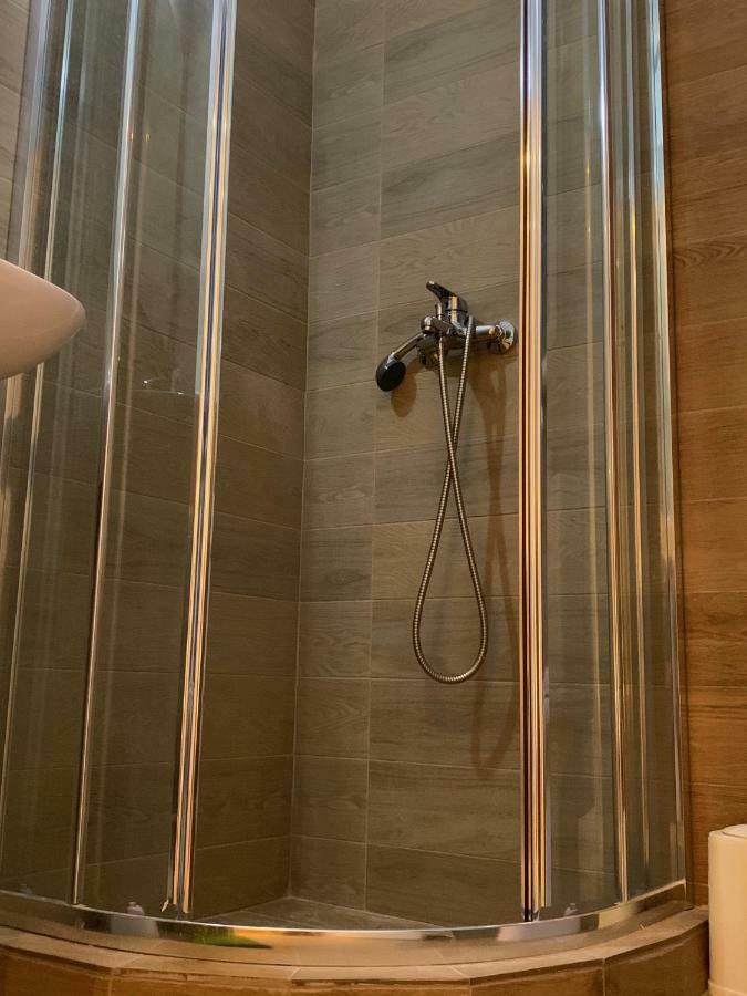 Just A Central Studio Apt. *Top Location* Apartment Atena Exterior foto