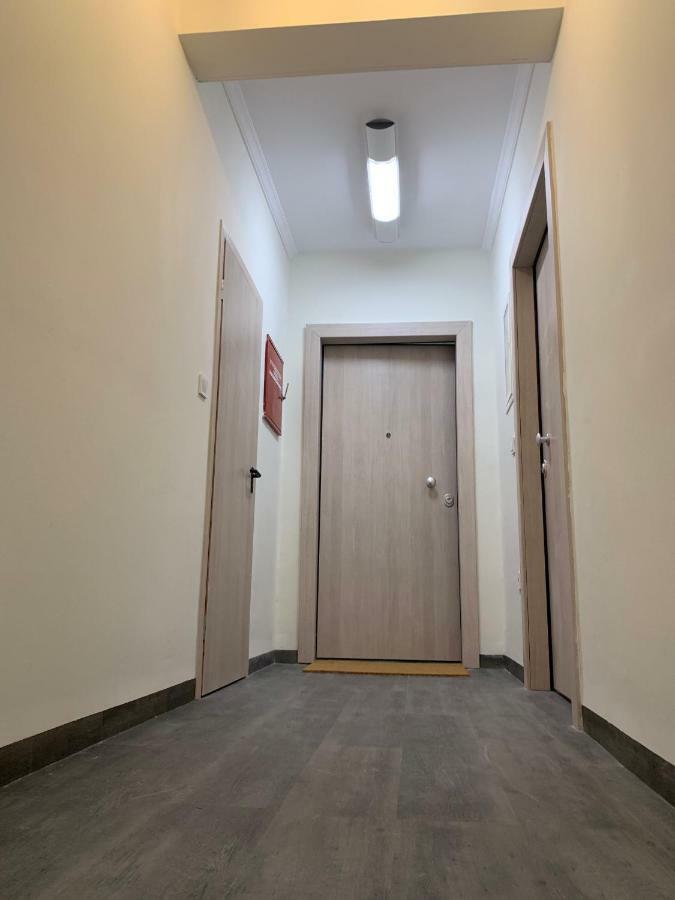 Just A Central Studio Apt. *Top Location* Apartment Atena Exterior foto